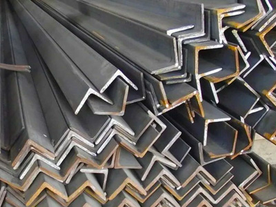Уголок равнополочный 140x10 - изображение